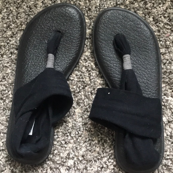 Sandals - Picture 2 of 2